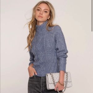 Heartloom Back Tie Sweater! Adorable